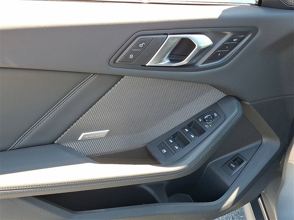 2025 BMW 2 Series 228 xDrive Image 12 of 18