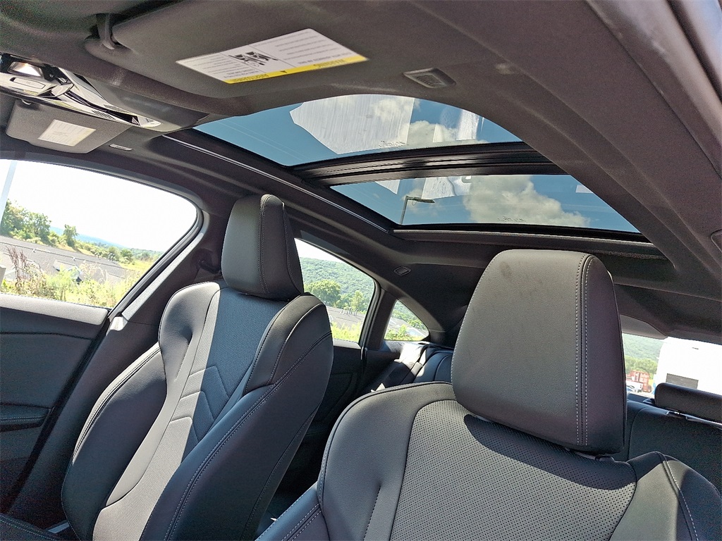 2025 BMW 2 Series 228 xDrive Image 7 of 18