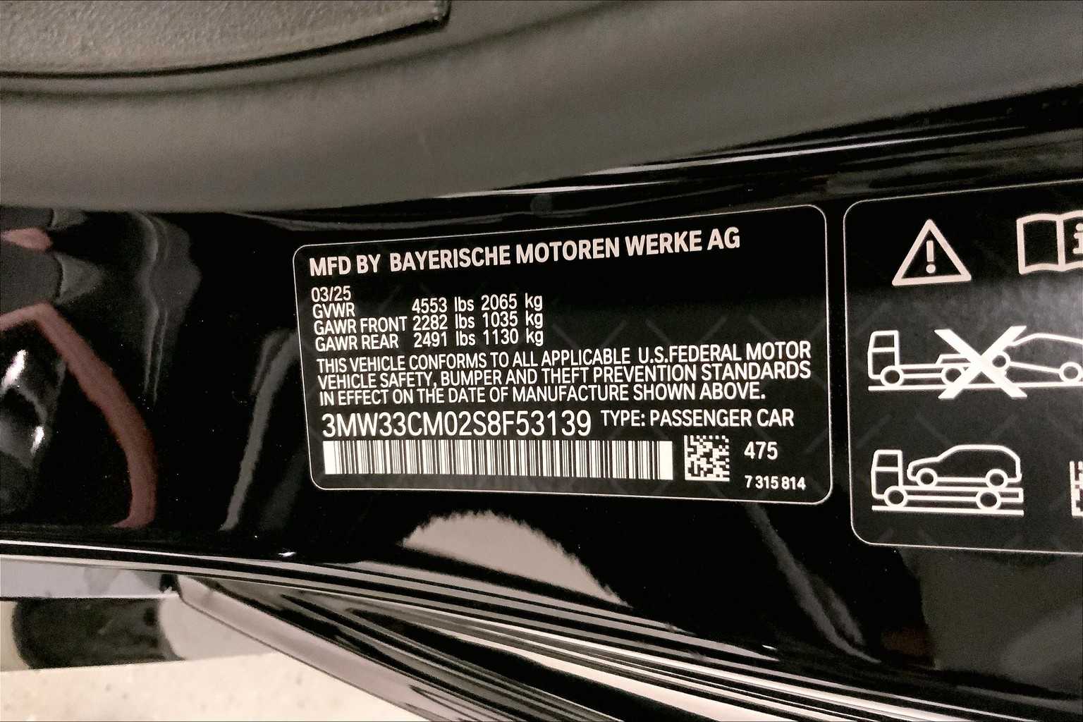Vehicle image 18 of 22