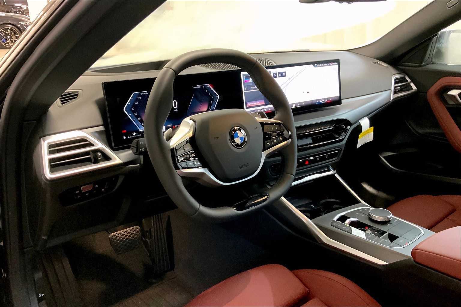 Vehicle image 9 of 22