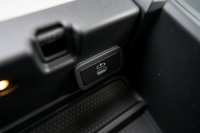 Vehicle image 32 of 32