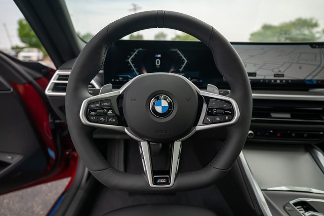 Vehicle image 15 of 32
