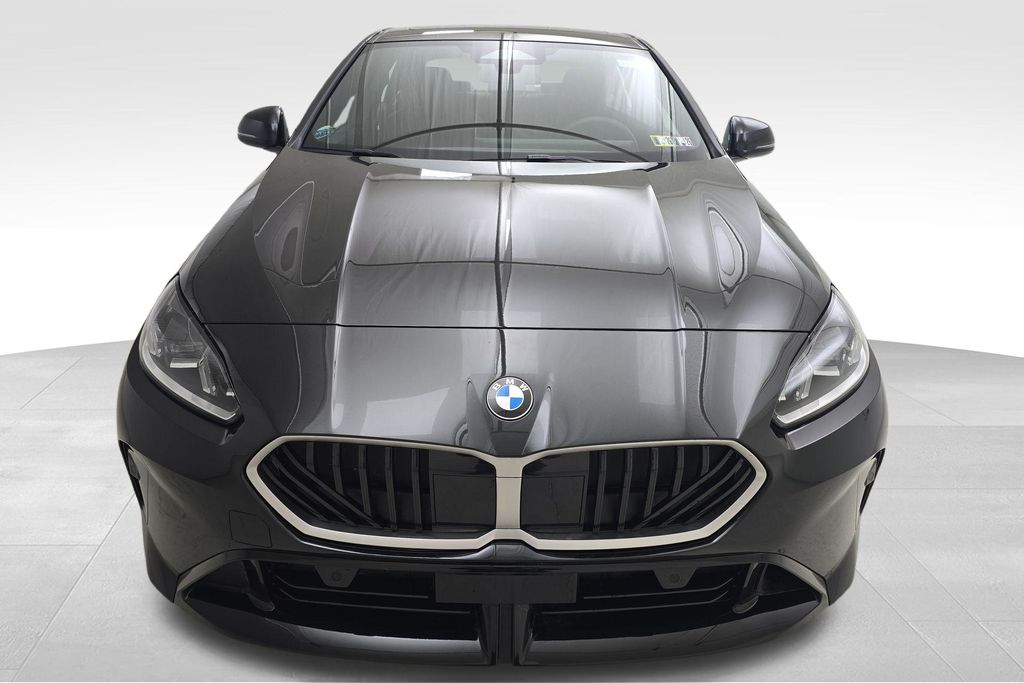 Vehicle image 3 of 30
