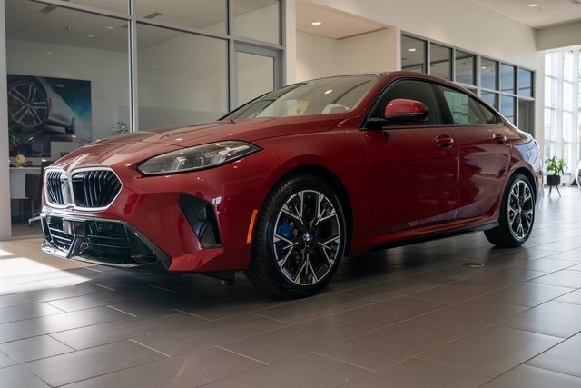 Vehicle image 1 of 32