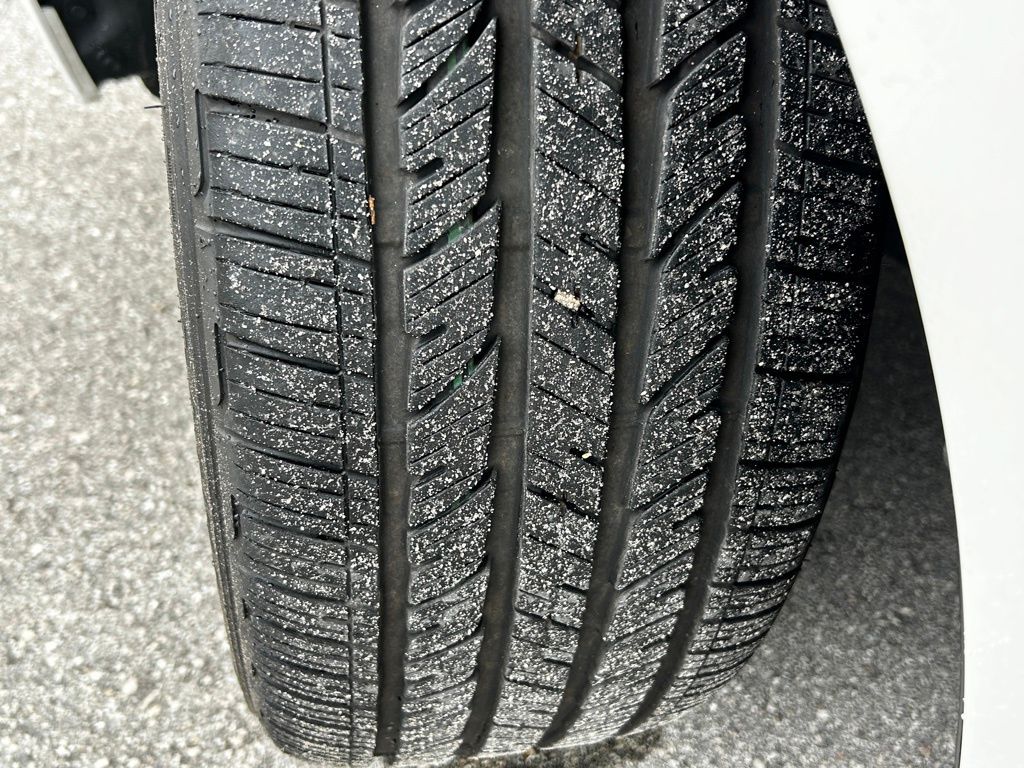 Vehicle image 48 of 50