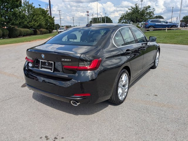 Vehicle image 5 of 36