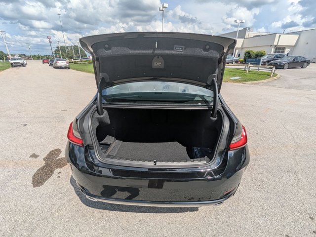 Vehicle image 11 of 36