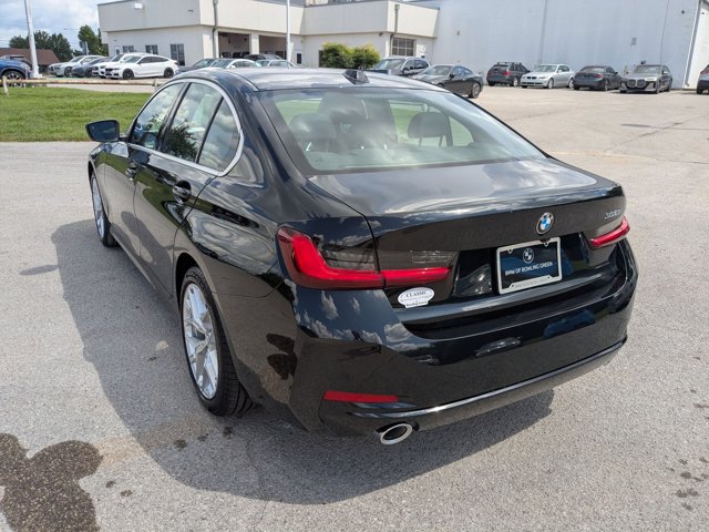 Vehicle image 7 of 36