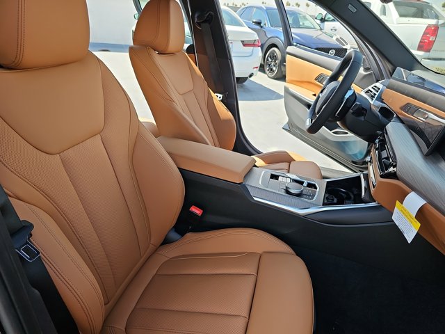 2025 BMW 3 Series 330i Image 15 of 36