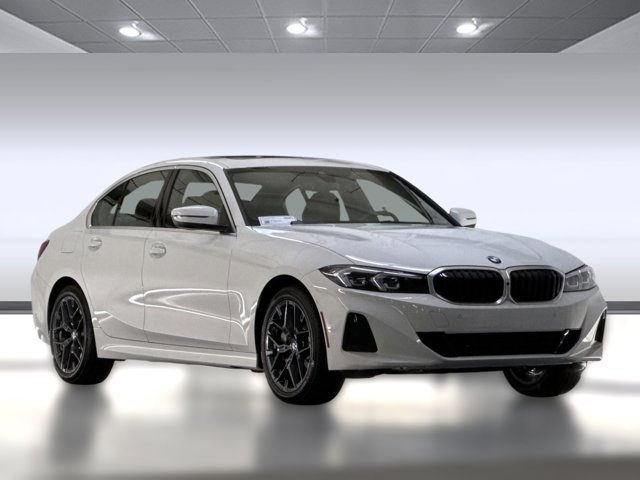 2025 BMW 3 Series 330i Image 3 of 29