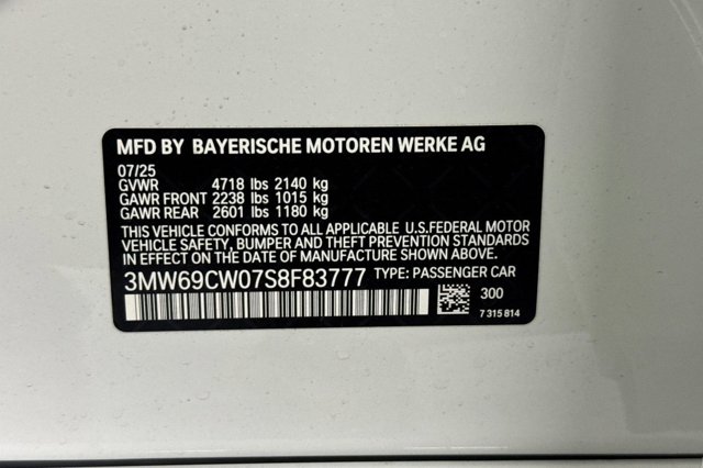 2025 BMW 3 Series 330i Image 23 of 29
