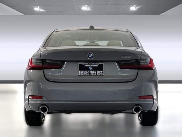 2025 BMW 3 Series 330i Image 7 of 29