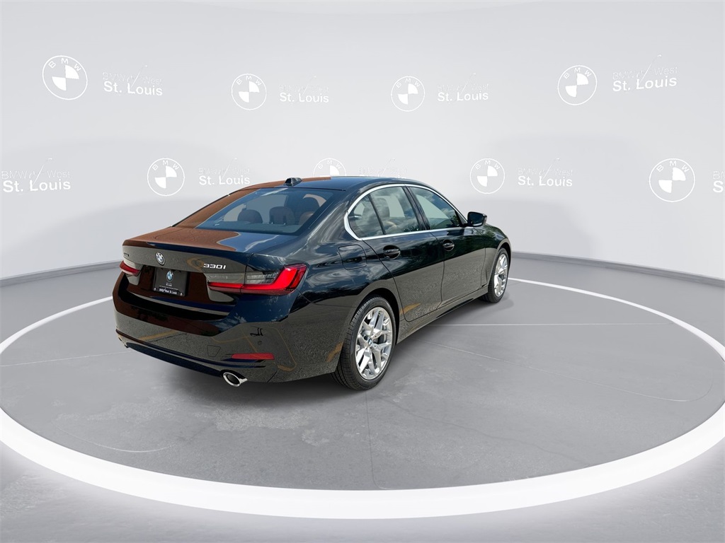 Vehicle image 6 of 27