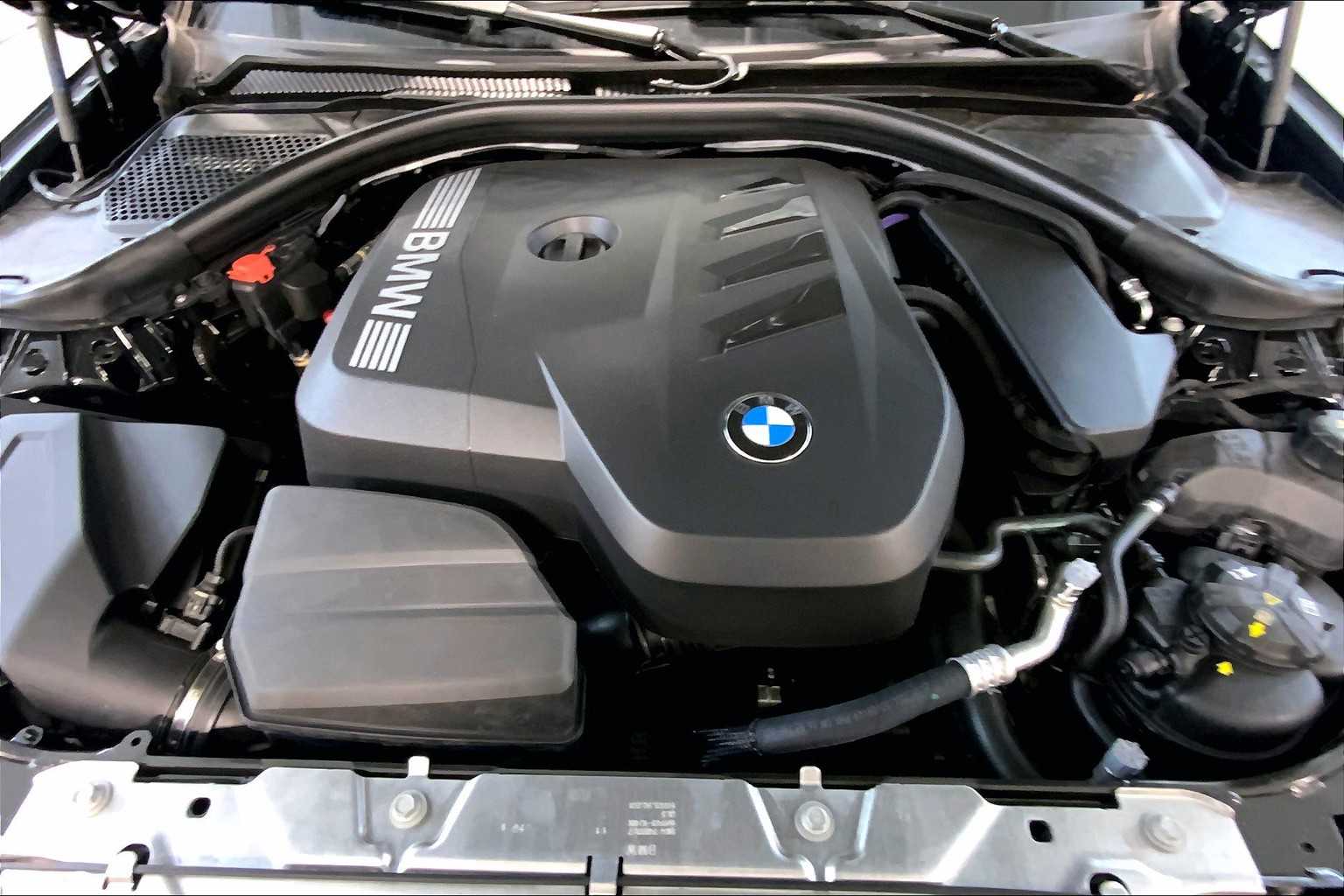 Vehicle image 6 of 22