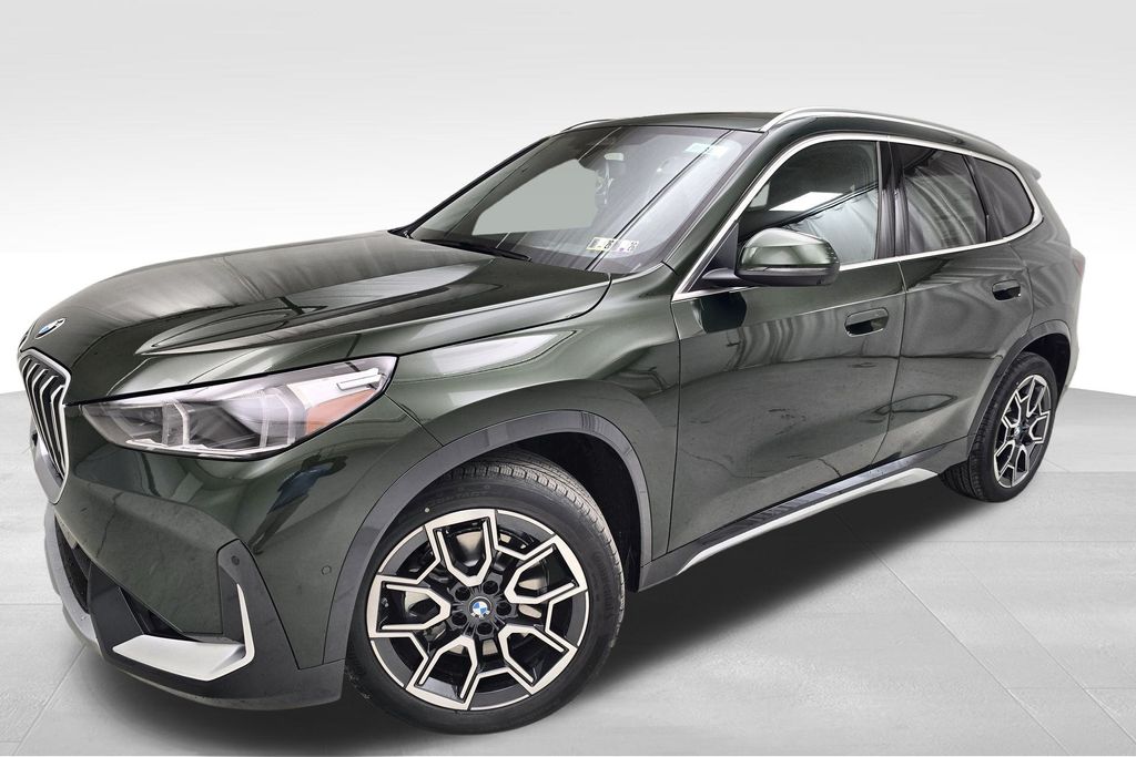 Vehicle image 1 of 30