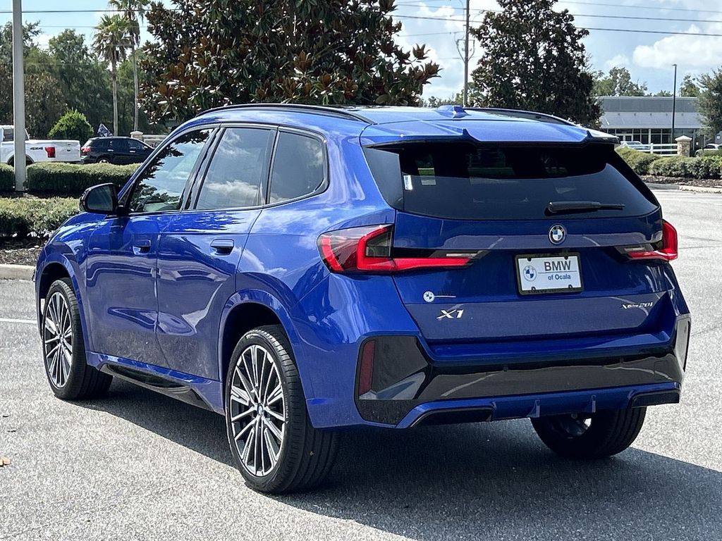 2025 BMW X1 xDrive28i Image 9 of 30
