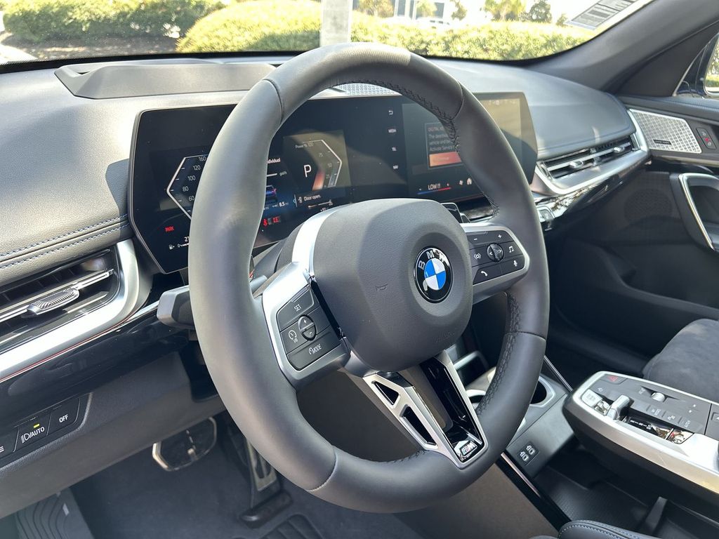 2025 BMW X1 xDrive28i Image 21 of 30