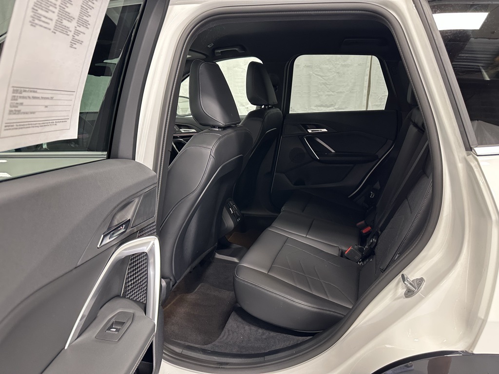 2025 BMW X1 xDrive28i Image 29 of 66