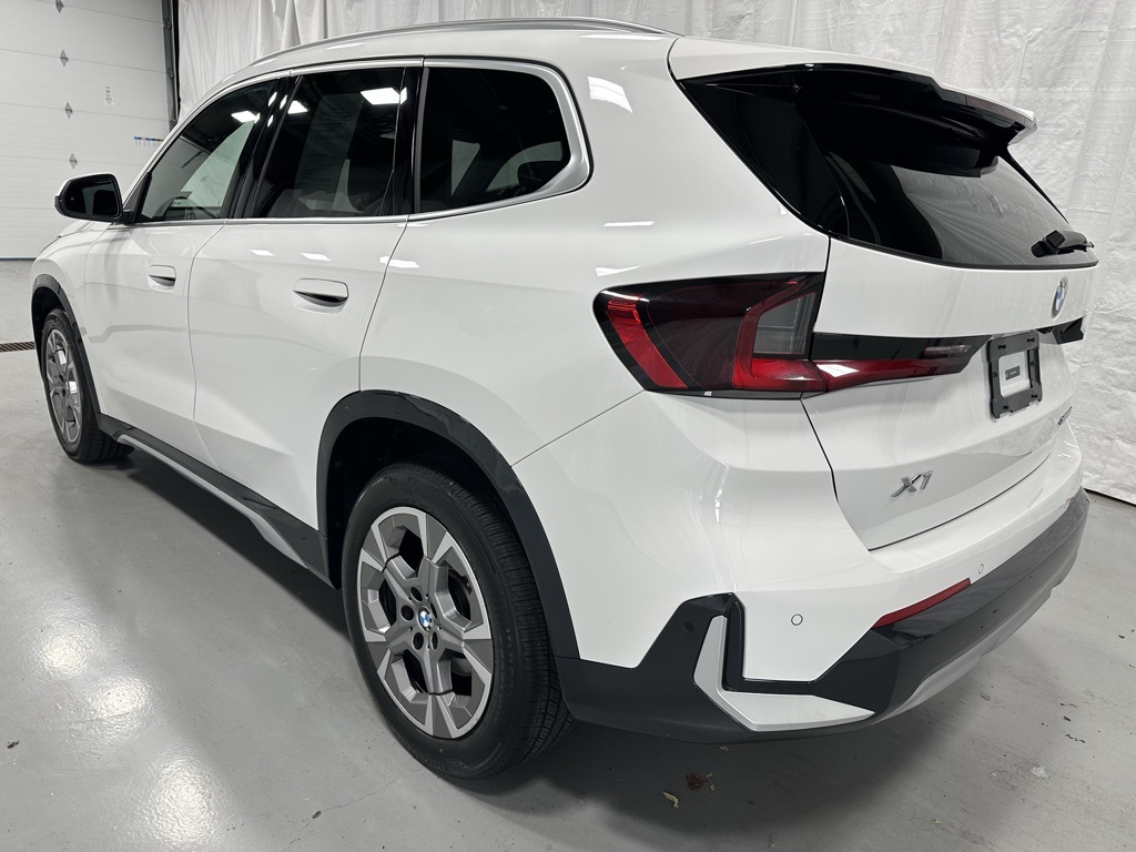 2025 BMW X1 xDrive28i Image 6 of 66