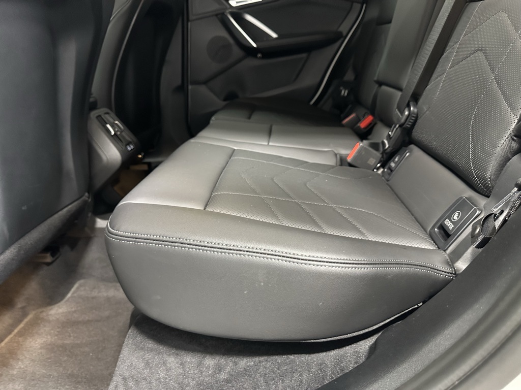 2025 BMW X1 xDrive28i Image 28 of 66