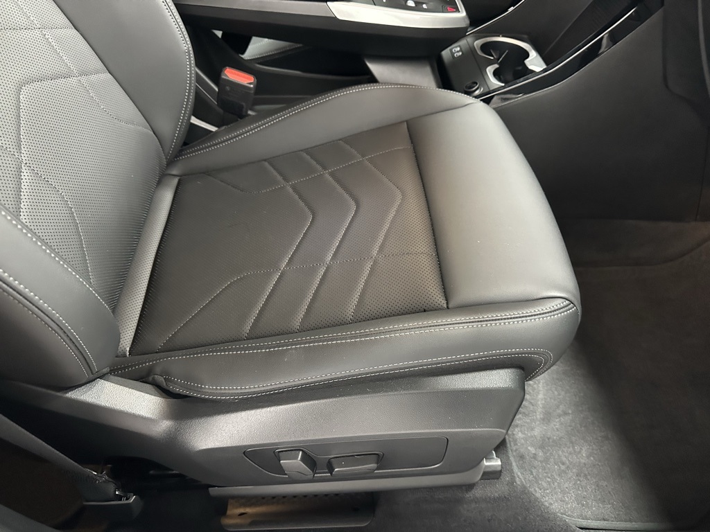 2025 BMW X1 xDrive28i Image 24 of 66