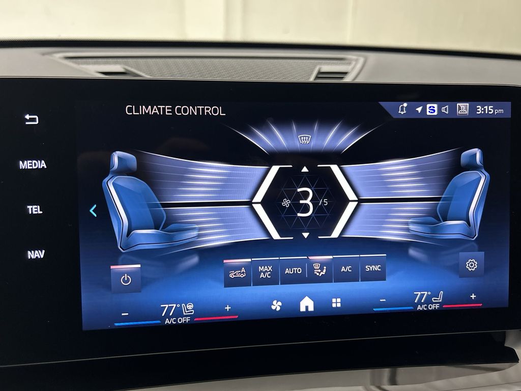 Vehicle image 20 of 29