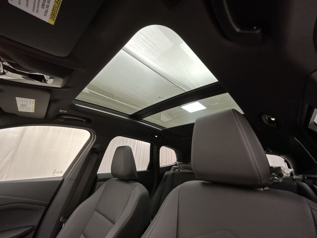 Vehicle image 23 of 29
