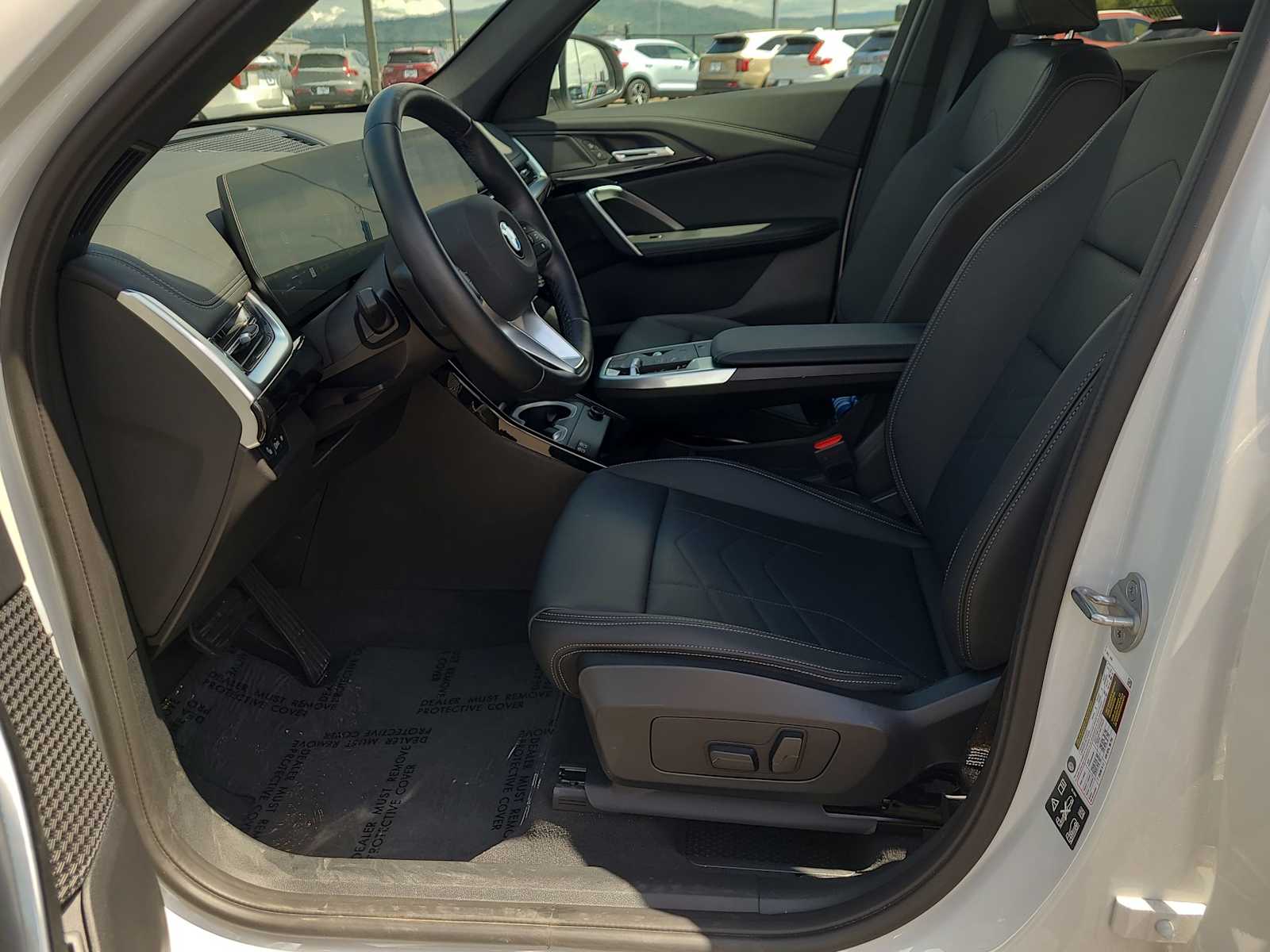 Vehicle image 19 of 29