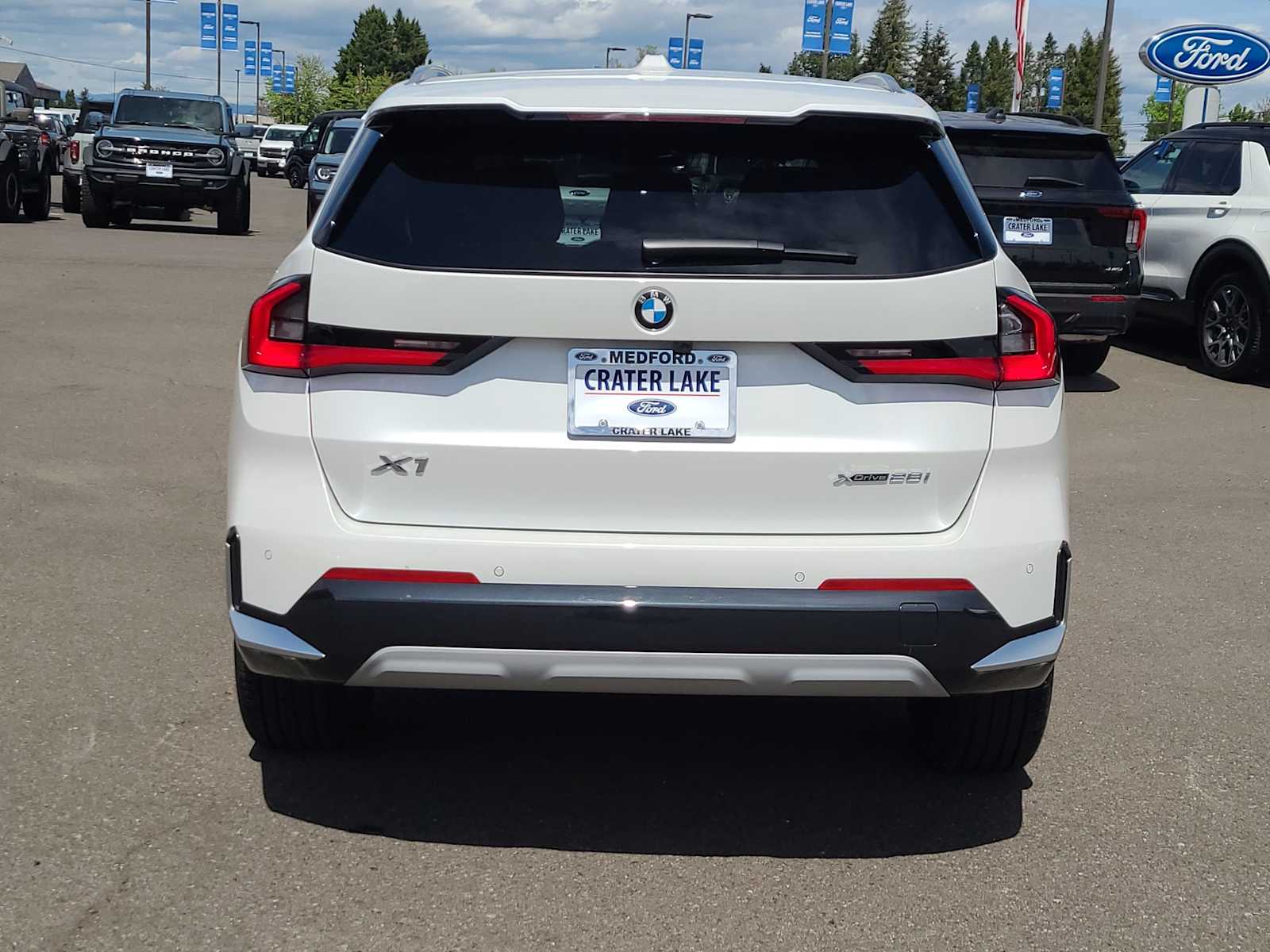 Vehicle image 9 of 29