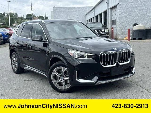 2025 BMW X1 xDrive28i Image 3 of 45