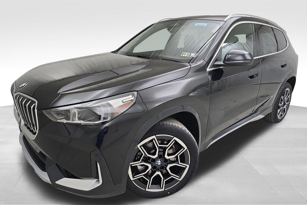 Vehicle image 1 of 30
