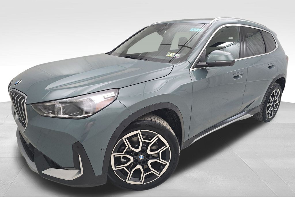 Vehicle image 1 of 30