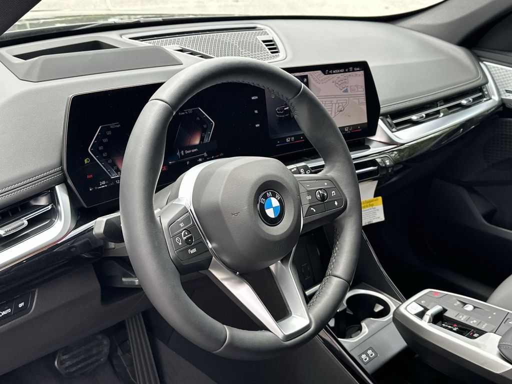 2025 BMW X1 xDrive28i Image 21 of 30