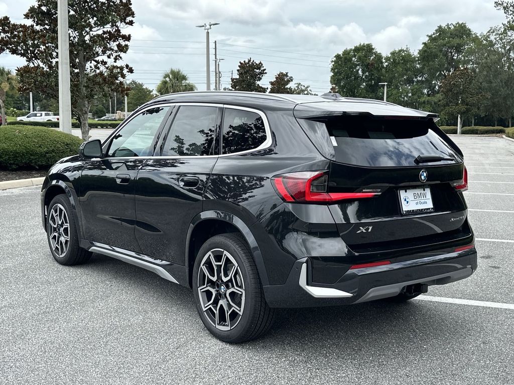 2025 BMW X1 xDrive28i Image 7 of 30