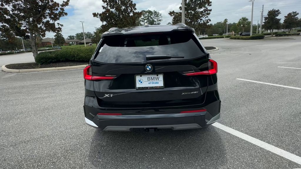 2025 BMW X1 xDrive28i Image 14 of 30