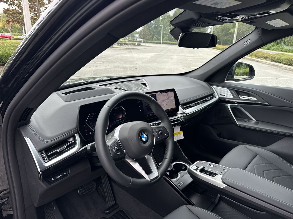 2025 BMW X1 xDrive28i Image 20 of 30