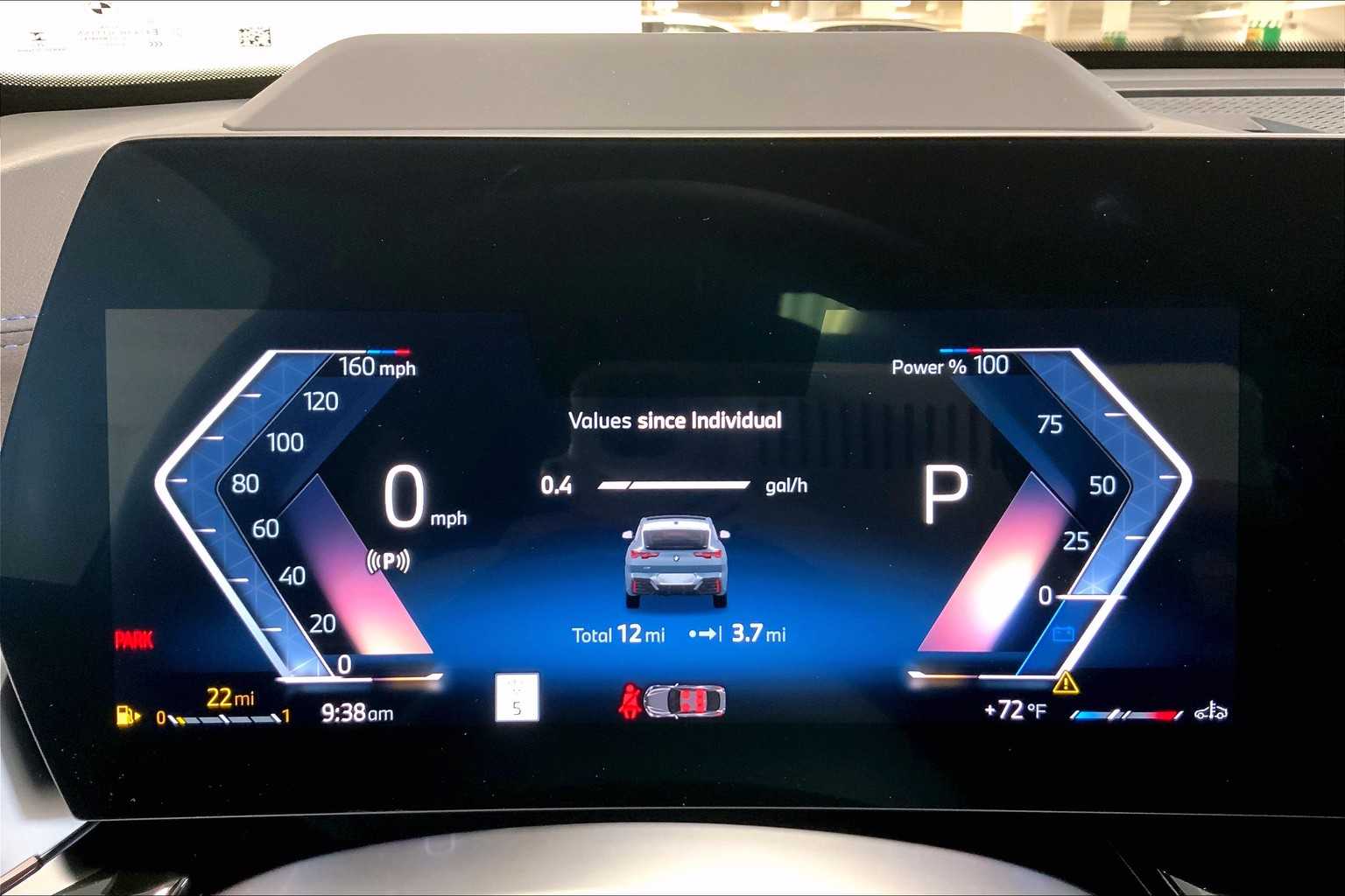 Vehicle image 20 of 22