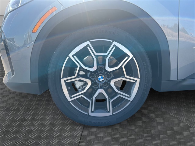 2025 BMW X2 xDrive28i Image 10 of 25