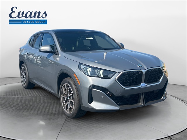 2025 BMW X2 xDrive28i Image 3 of 25