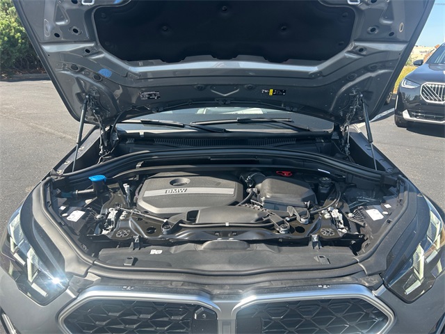 2025 BMW X2 xDrive28i Image 9 of 25
