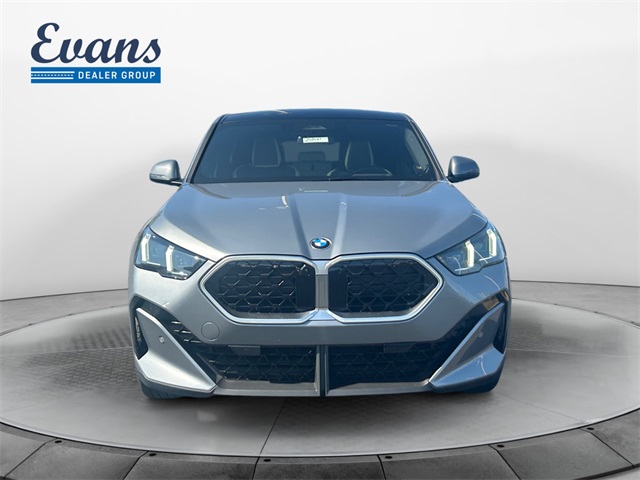 2025 BMW X2 xDrive28i Image 2 of 25