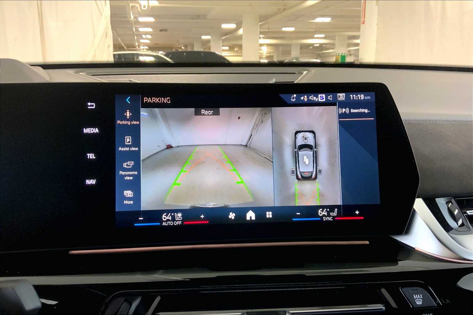 Vehicle image 19 of 22