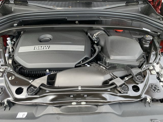 Vehicle image 10 of 37