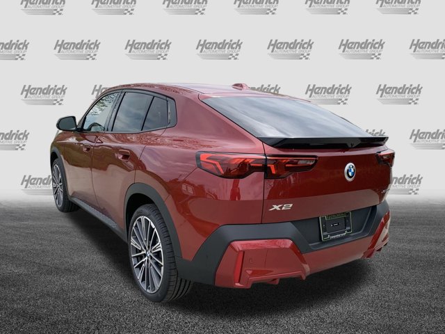 Vehicle image 8 of 37