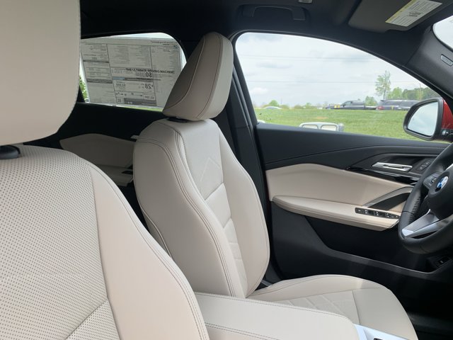 Vehicle image 15 of 37