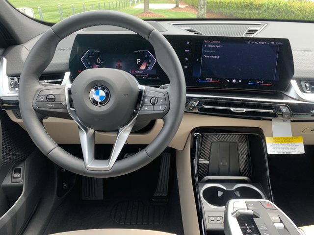 Vehicle image 16 of 37