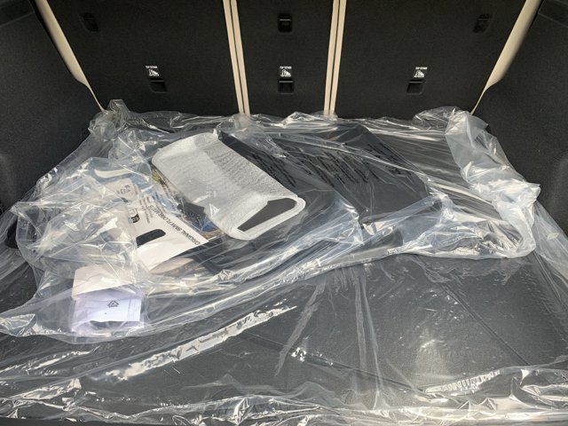 Vehicle image 11 of 37