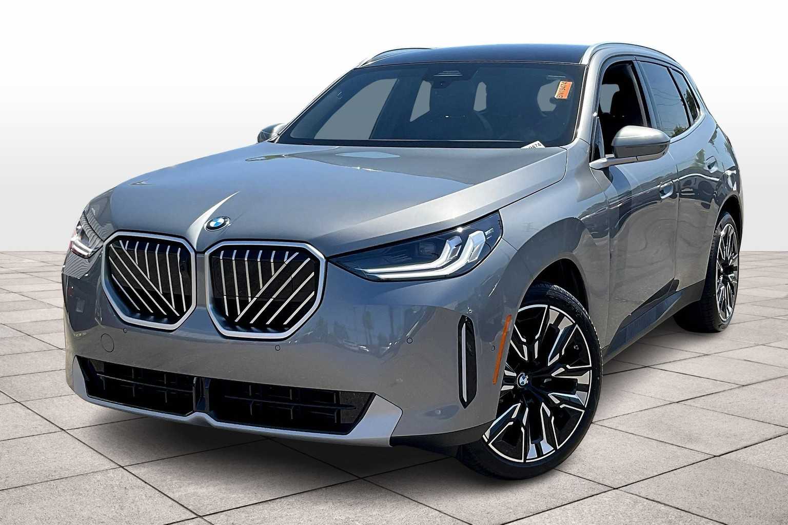 Vehicle image 1 of 32