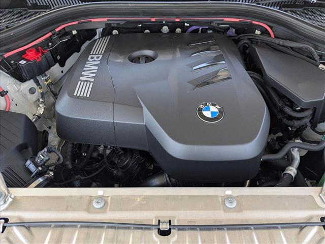 Vehicle image 8 of 18