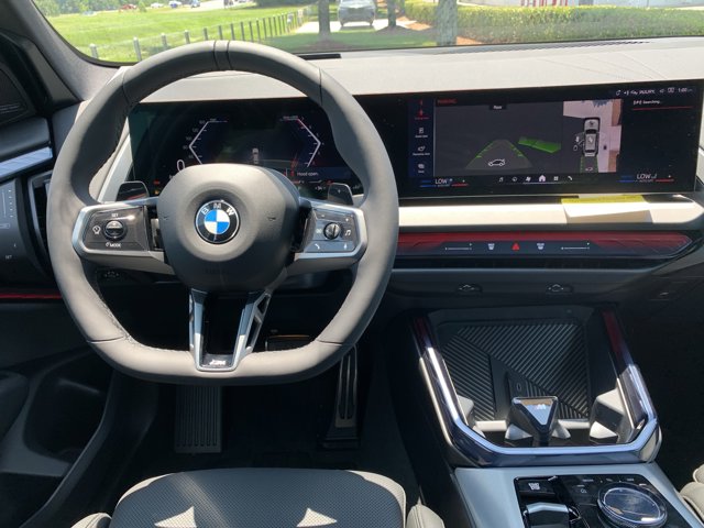 Vehicle image 17 of 37